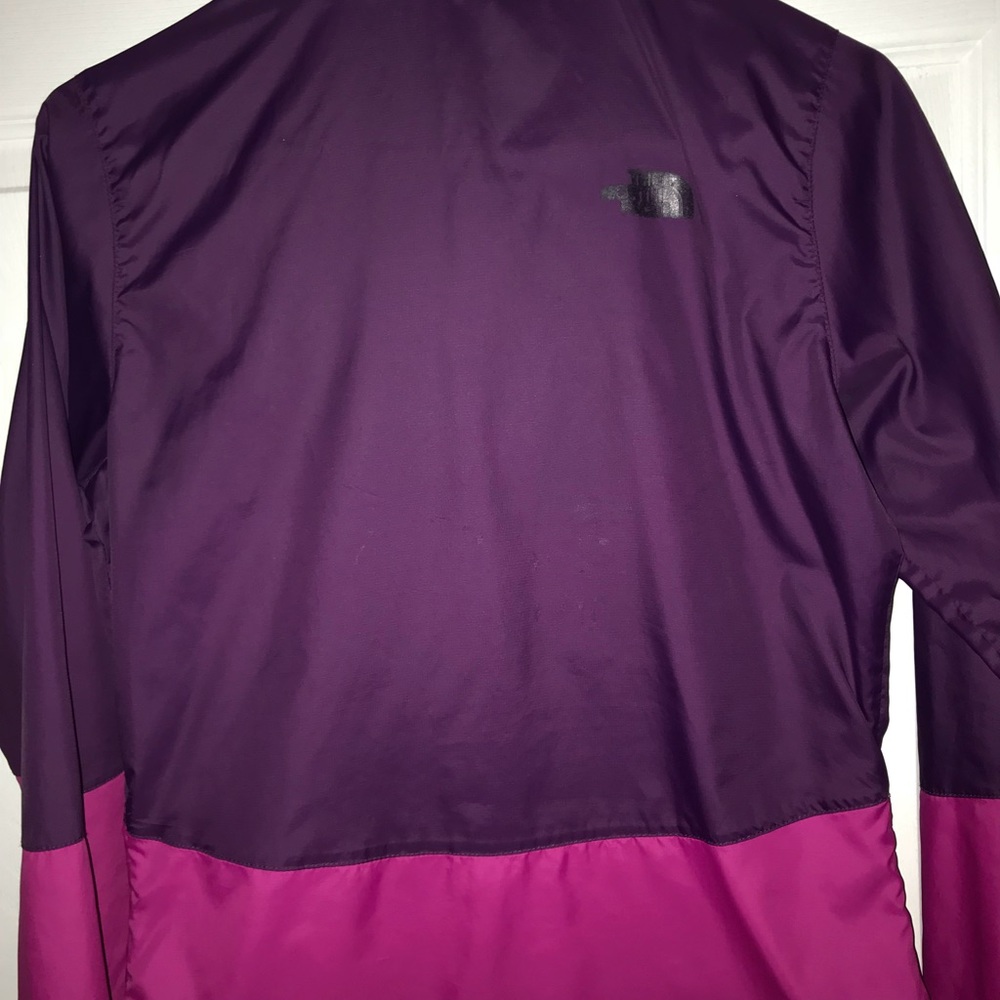 North Face windbreaker - Picture 4 of 4